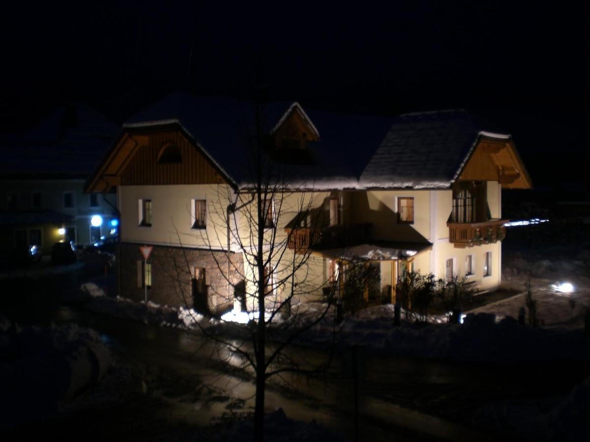 Ferienwohnung Jank Ениг Экстерьер фото
