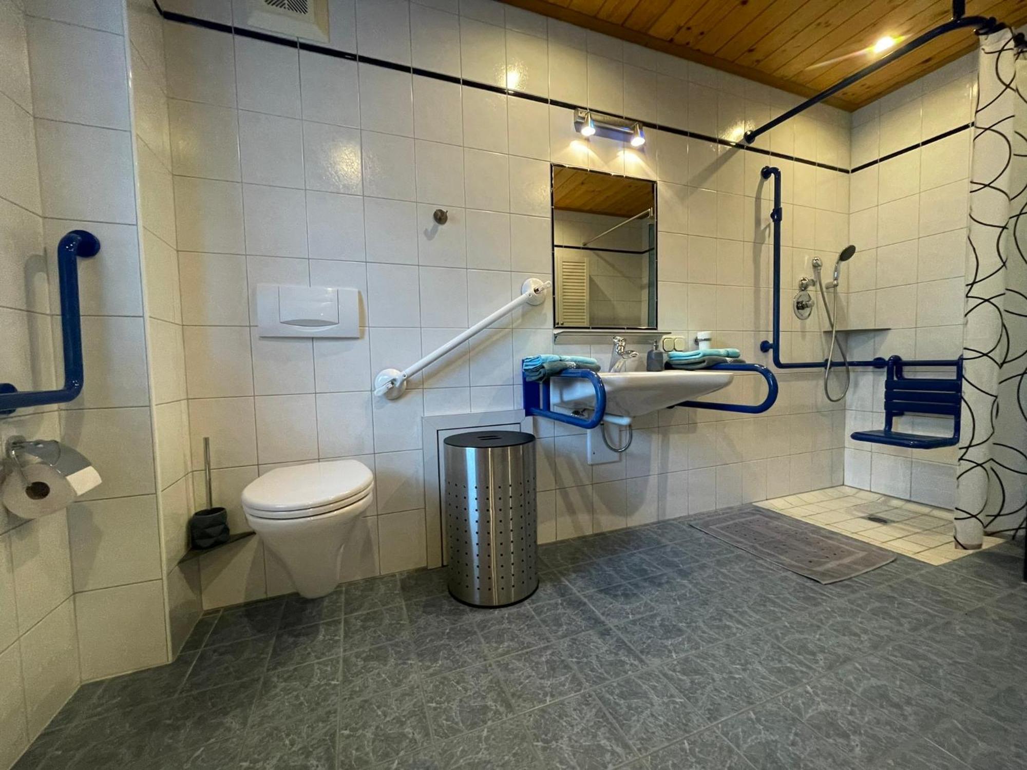 Ferienwohnung Jank Ениг Экстерьер фото