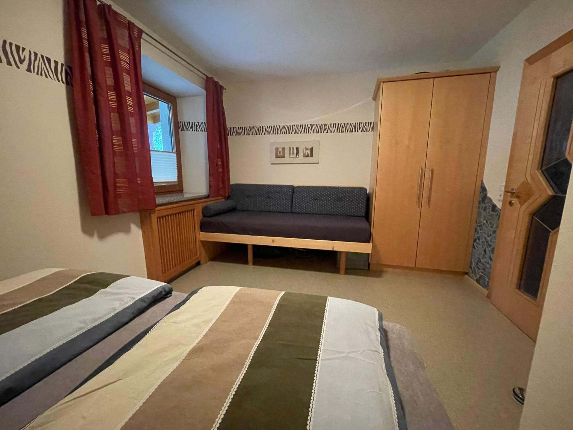 Ferienwohnung Jank Ениг Экстерьер фото